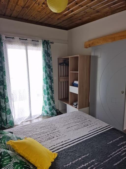 Charment Appartement Avec Vue Sur Mer Petite Île Kültér fotó