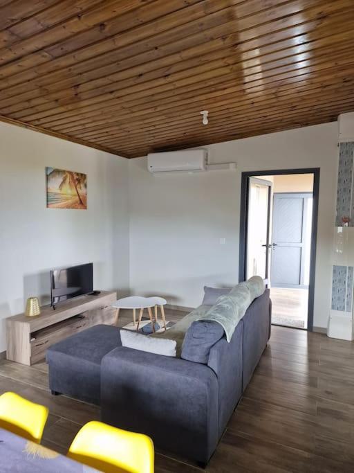 Charment Appartement Avec Vue Sur Mer Petite Île Kültér fotó