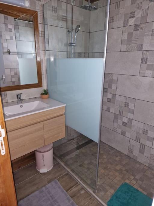 Charment Appartement Avec Vue Sur Mer Petite Île Kültér fotó